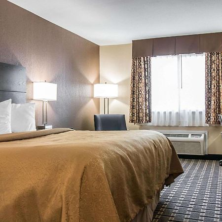 Quality Inn Grand Rapids South-Byron Center Cutlerville Екстериор снимка