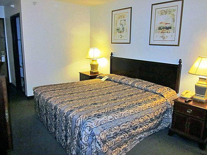 Quality Inn Grand Rapids South-Byron Center Cutlerville Екстериор снимка