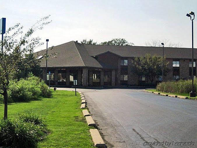 Quality Inn Grand Rapids South-Byron Center Cutlerville Екстериор снимка